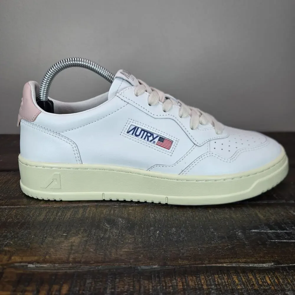 NEW AUTRY Medalist Low Womens Size 41 US 11 Leather Trainer Shoes Sneakers White